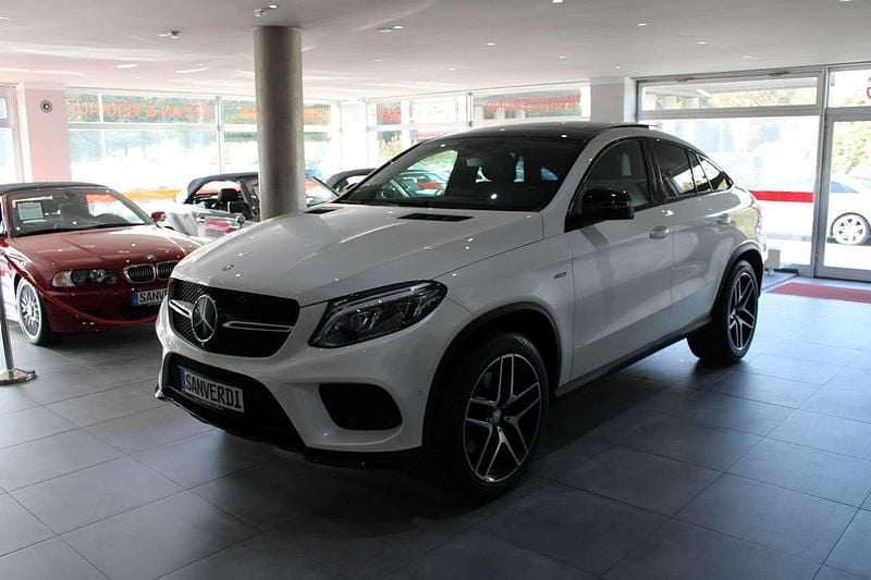 Gebraucht Mercedes GLE450 AMG Sport 367 PS (269 kW) 2016 Diamantweiss Coupé