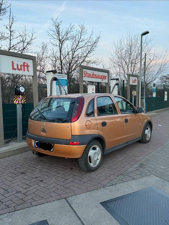 Gebraucht Opel Corsa 75 PS (55 kW) 2003 Orange Kleinwagen