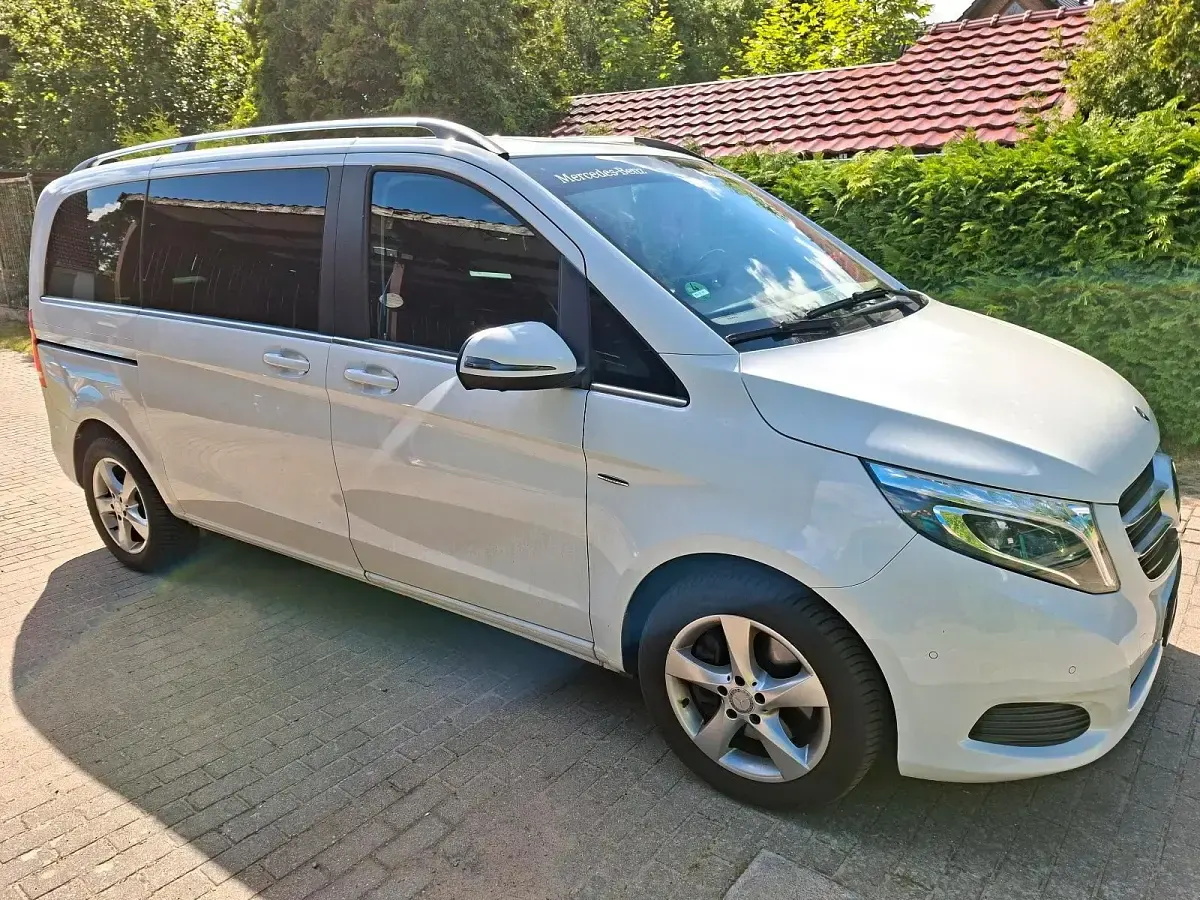 Gebraucht Mercedes V250 Avantgarde 190 PS (139 kW) 2016 Weiß Van / Kleinbus