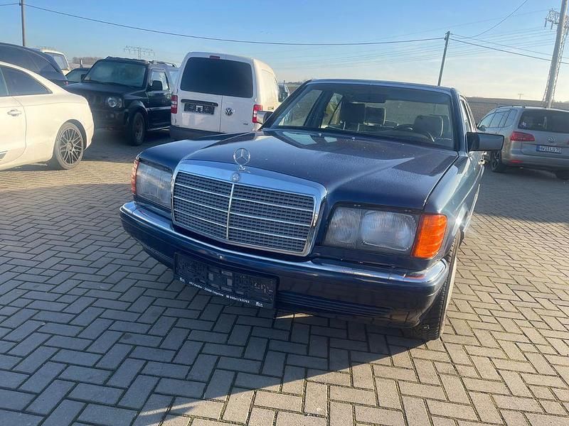 Second-hand Mercedes 300 1989 Albastru Berlinǎ