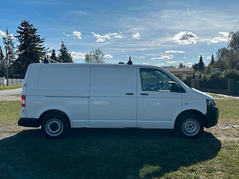 Gebraucht VW T5 140 PS (102 kW) 2013 Weiß Van