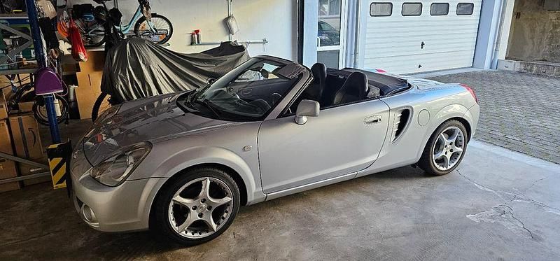 Silber Gebraucht 2003 Toyota MR2 Cabrio | 10.850 € (Fairer Preis) - Bild 1/4