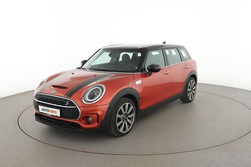 Rot Gebraucht 2023 Mini Cooper S Clubman Classic Kombi | 29.930 € (Fairer Preis) - Bild 1/3