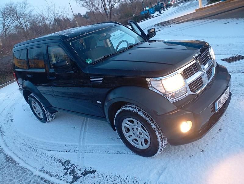 Gebraucht Dodge Nitro SE 177 PS (130 kW) 2007 Schwarz SUV