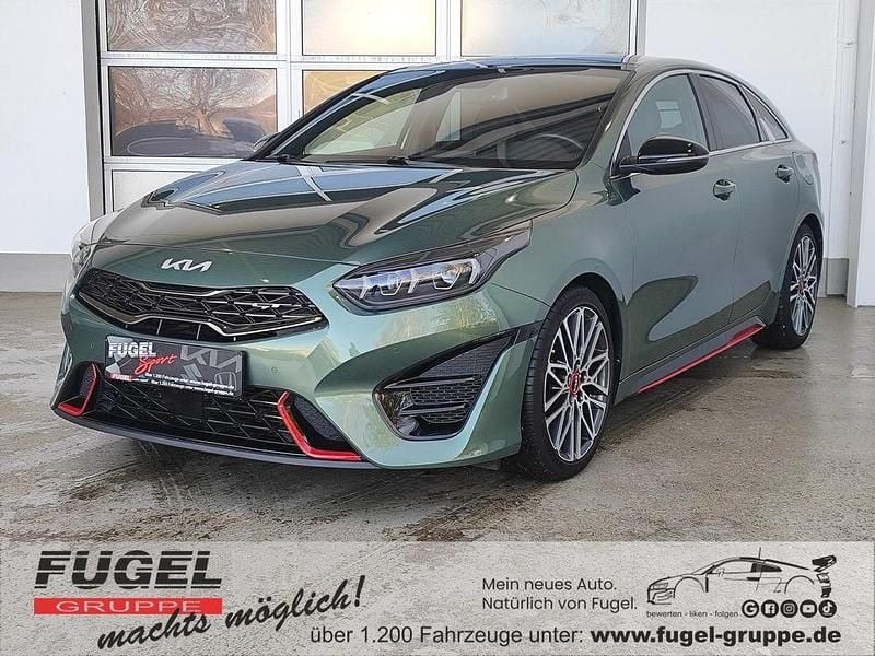 Gebraucht Kia ProCeed GT 204 PS (150 kW) 2022 Experience green met. Kombi