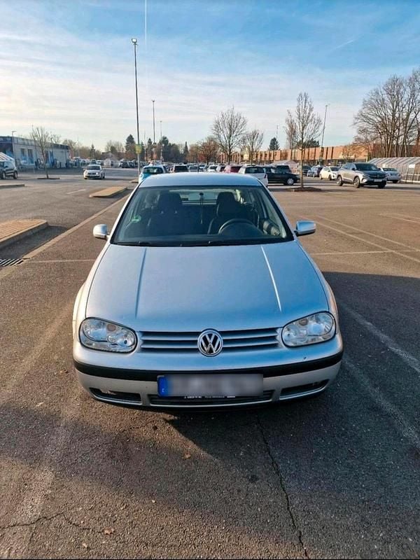 Silber Gebraucht 2002 VW Golf IV | 850 € (Superpreis) - Bild 1/4