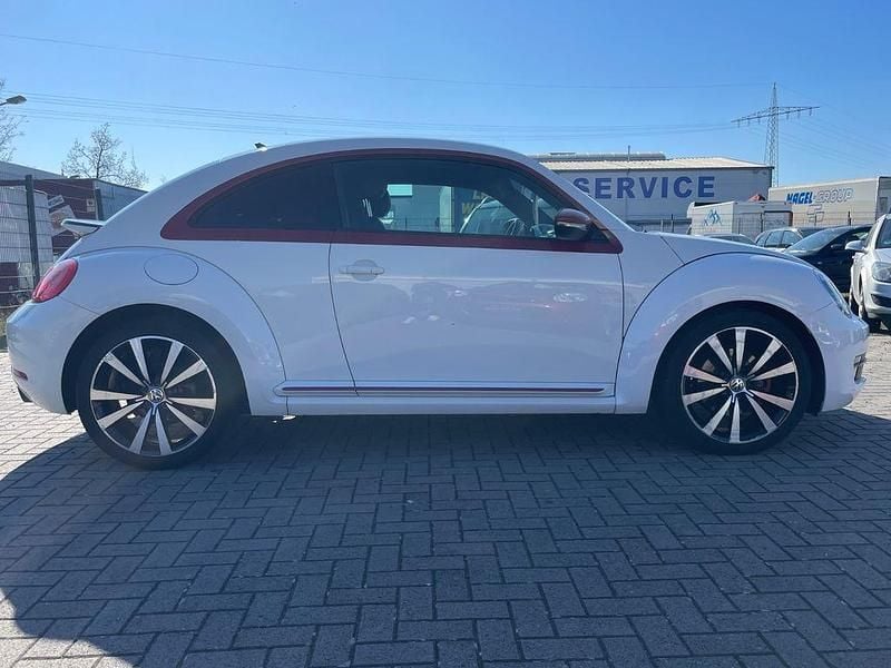 Gebraucht VW Beetle Sport 200 PS (147 kW) 2011 Weiß Kleinwagen