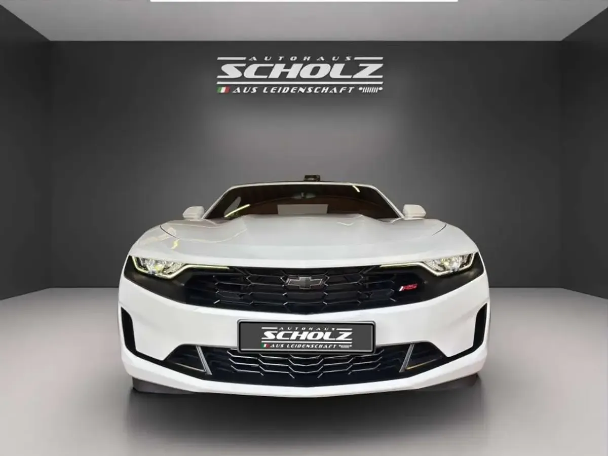 Neu Chevrolet Camaro 279 PS (205 kW) 2026 Summit white Cabrio