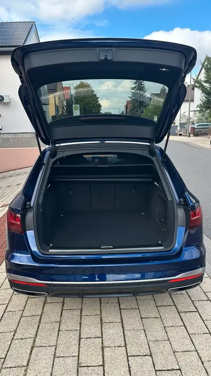 Gebraucht Audi A4 S-Line 150 PS (110 kW) 2020 Blau Kombi
