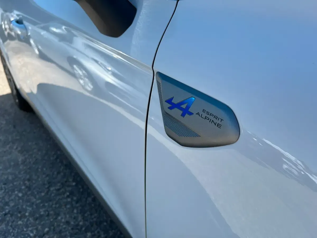 Gebraucht Renault Clio V Esprit Alpine 91 PS (66 kW) 2024 Weiß Kleinwagen