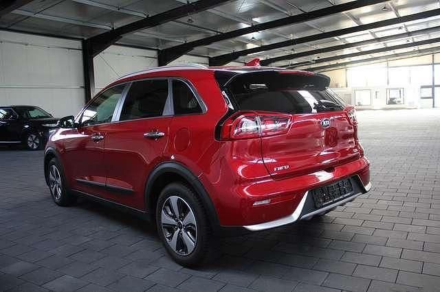 Gebraucht Kia Niro Vision 141 PS (103 kW) 2019 Rot metallic SUV