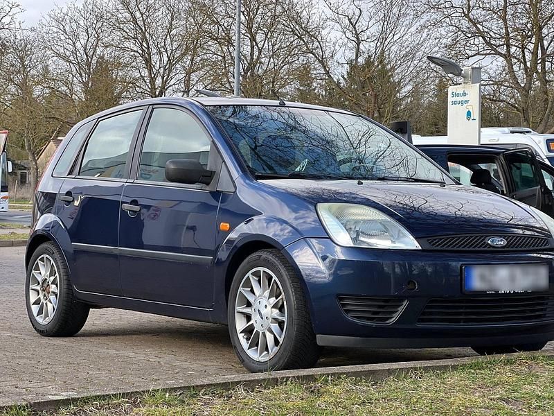 Gebraucht Ford Fiesta 2005 Blau Kleinwagen