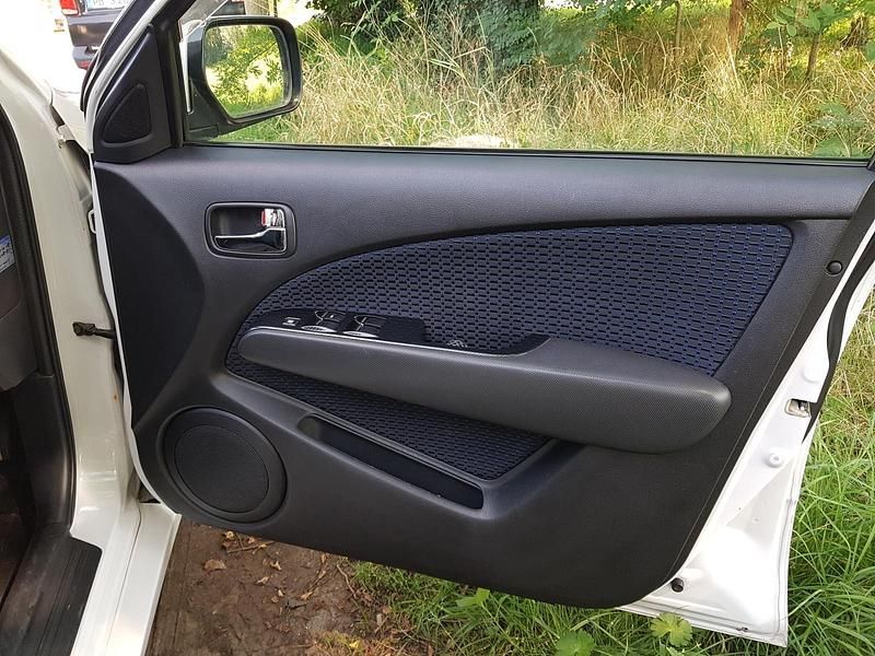 Gebraucht Mitsubishi Outlander 241 PS (177 kW) 2003 Weiß SUV