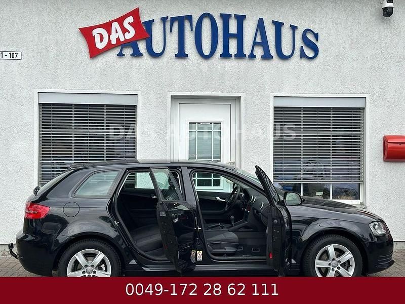 Gebraucht Audi A3 Attraction 102 PS (75 kW) 2009 Schwarz Limousine