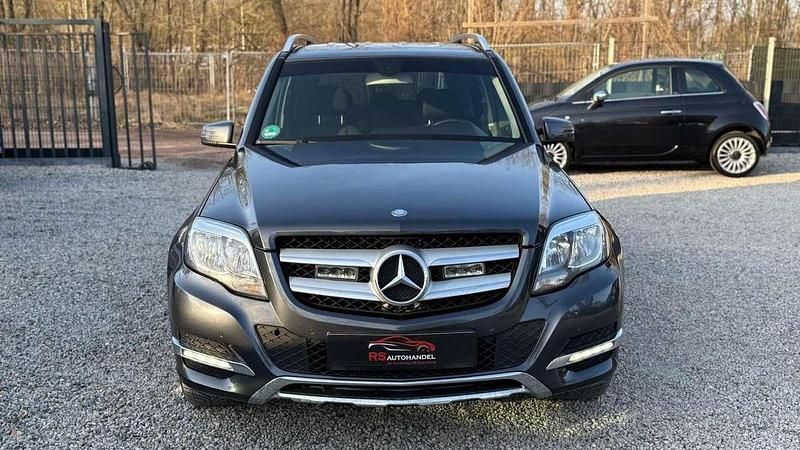 Gebraucht Mercedes GLK200 143 PS (105 kW) 2012 Tenoritgrau  metalliclack SUV