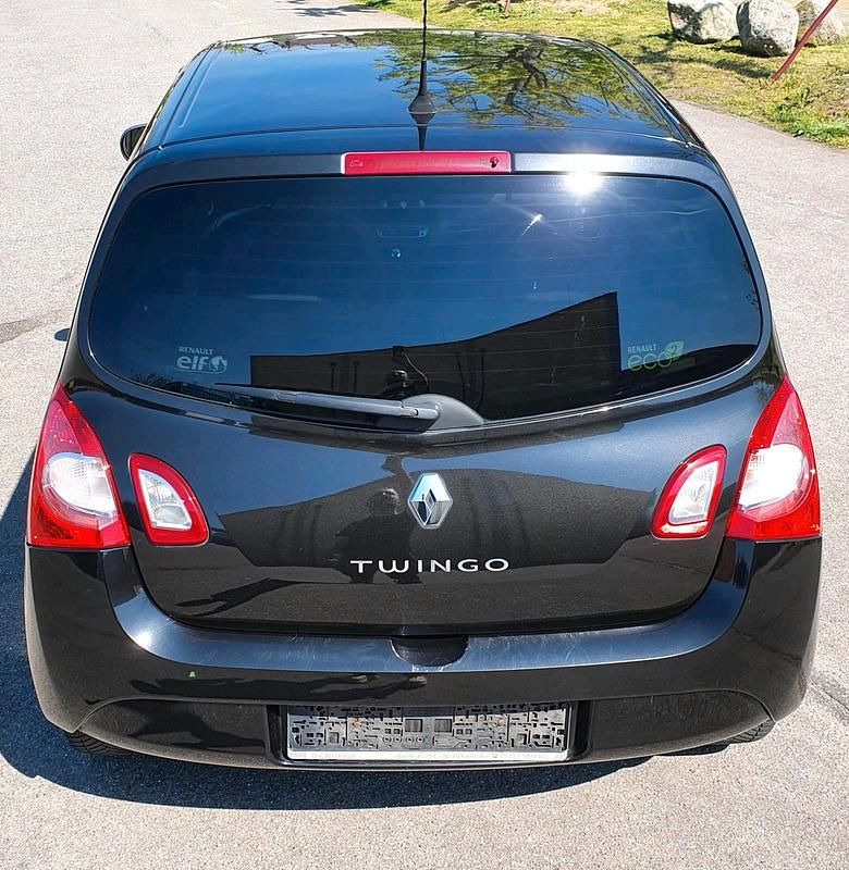 Gebraucht Renault Twingo 75 PS (55 kW) 2013 Schwarz Kleinwagen