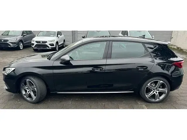 Gebraucht Seat Leon FR 150 PS (110 kW) 2023 Schwarz Limousine