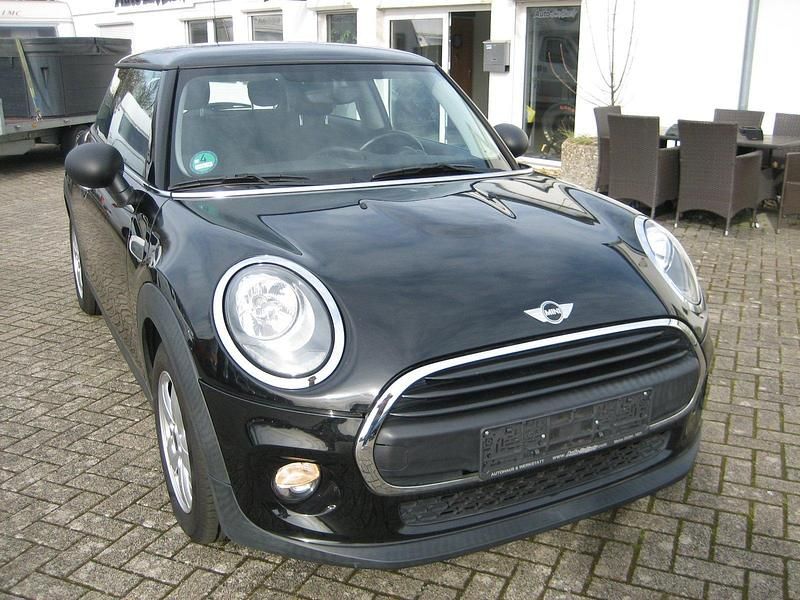 Gebraucht Mini ONE 75 PS (55 kW) 2015 Schwarz Kleinwagen