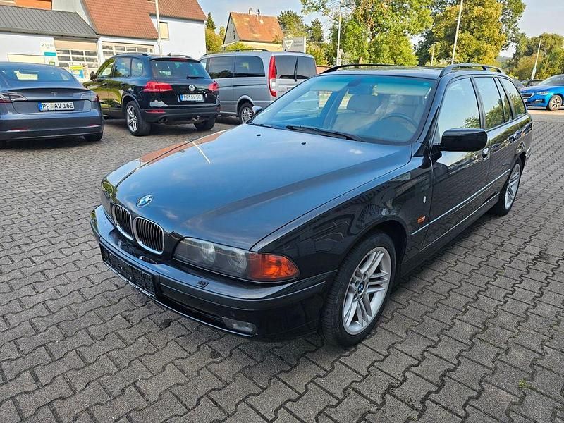 Schwarz Gebraucht 2000 BMW 540 Kombi | 7.999 € (Superpreis) - Bild 1/4