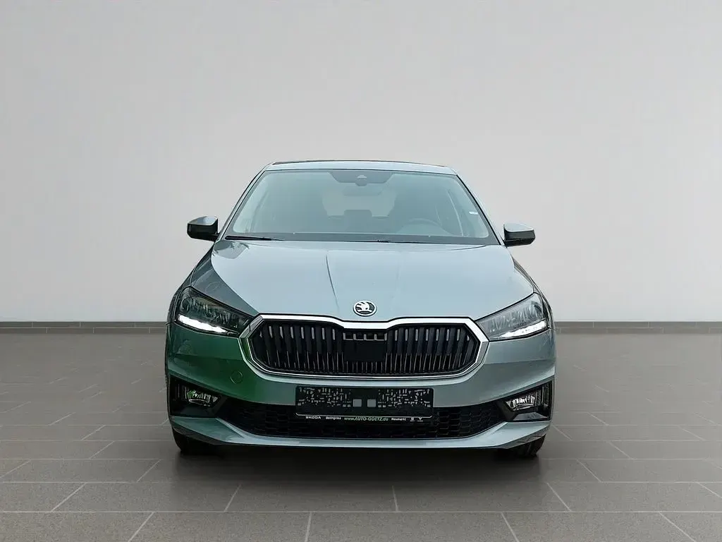 Neu Skoda Fabia Essence 80 PS (58 kW) 2026 Silber Kleinwagen