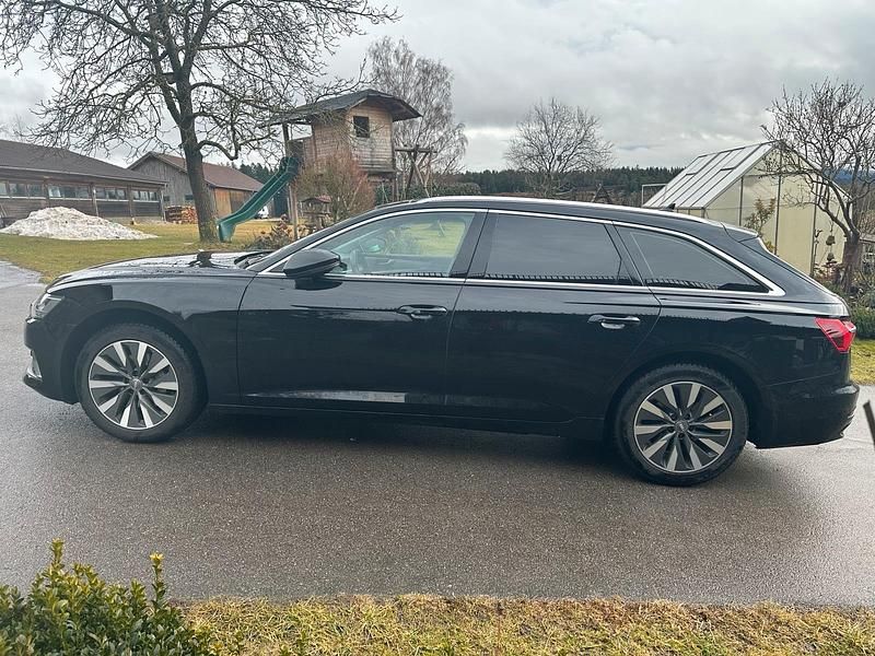 Gebraucht Audi A6 Ambiente 204 PS (150 kW) 2019 Schwarz Kombi