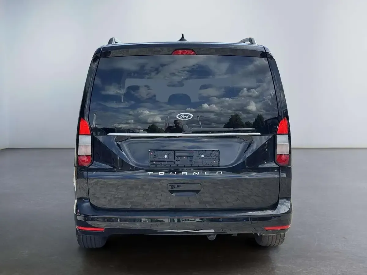 Neu Ford Tourneo Titanium 116 PS (85 kW) 2026 Dusky silber metallic Van / Kleinbus