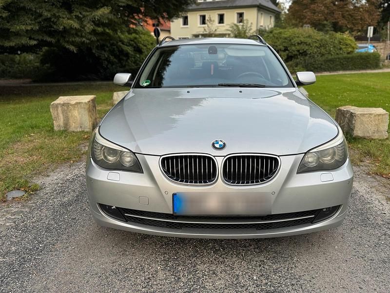 Silber Gebraucht 2008 BMW 535 Kombi | 6.750 € (Superpreis) - Bild 1/4