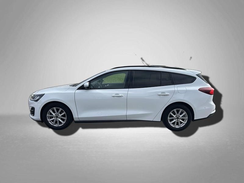 Gebraucht Ford Focus Cool & Connect 120 PS (88 kW) 2022 Weiß Kombi