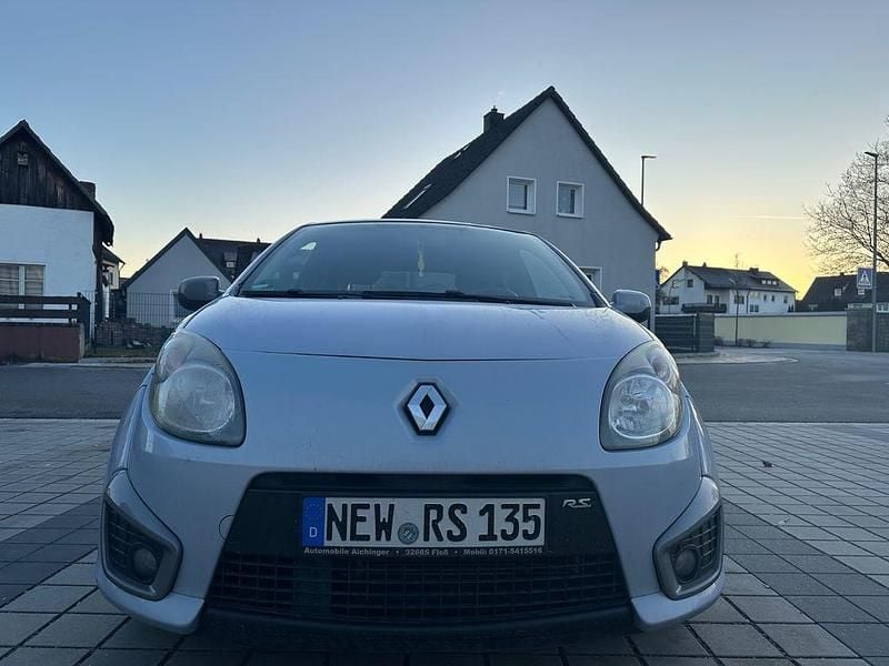 Grau Gebraucht 2011 Renault Twingo Kleinwagen | 3.500 € (Guter Preis) - Bild 1/4