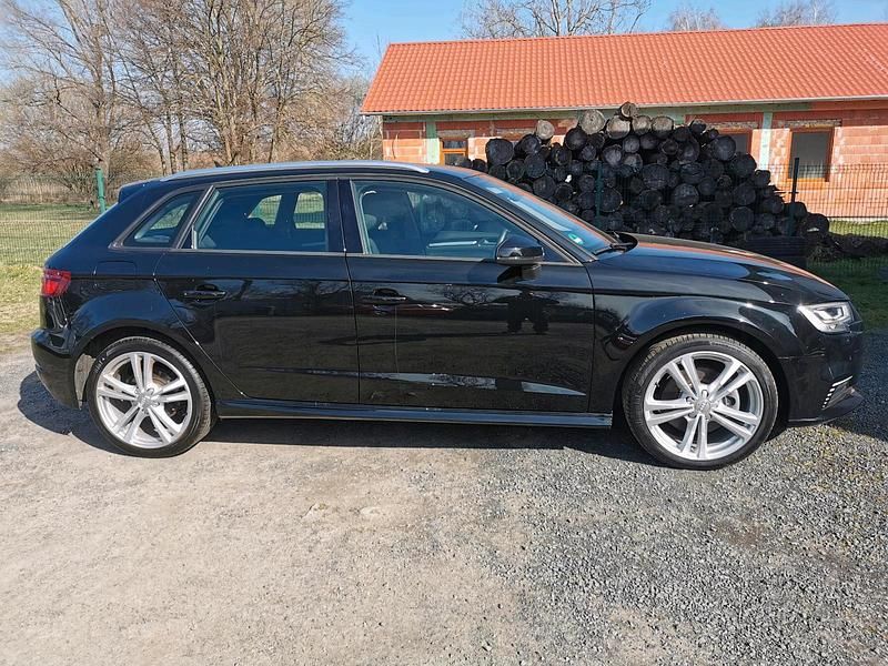 Gebraucht Audi A3 e-tron 150 PS (110 kW) 2020 Kleinwagen