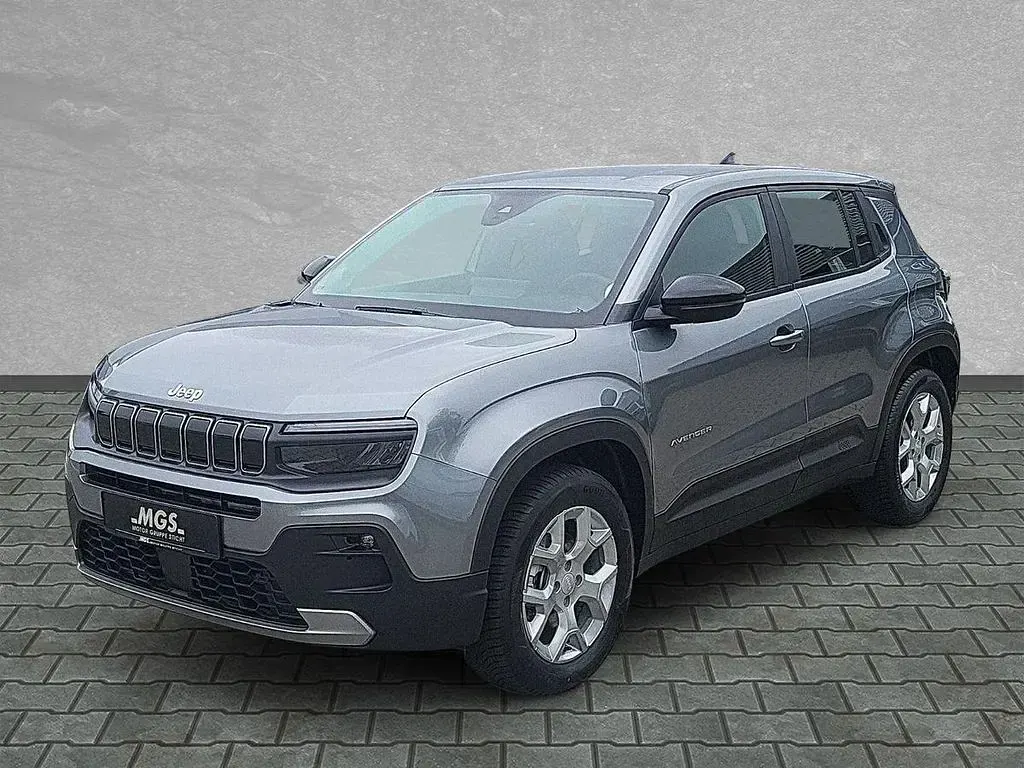 Neu Jeep Avenger Altitude 110 PS (80 kW) 2025 Granity grey SUV