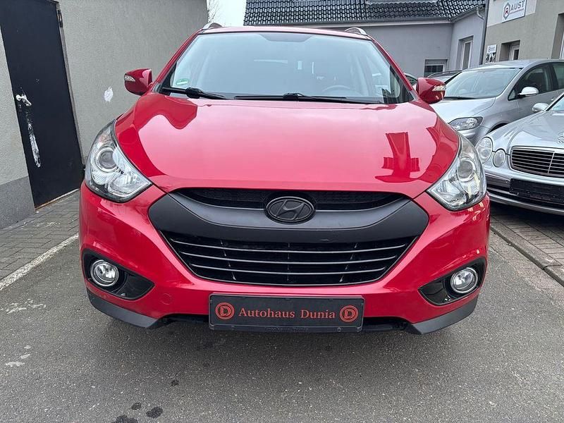 Gebraucht Hyundai ix35 135 PS (99 kW) 2015 Rot SUV