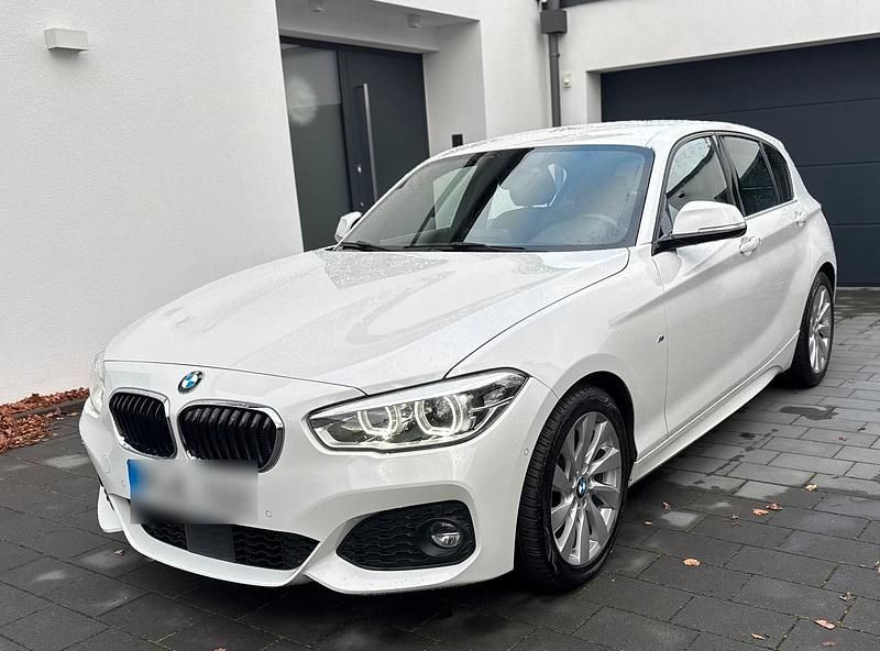 Weiß Gebraucht 2015 BMW 125 M Sport Kleinwagen | 13.900 € (Superpreis) - Bild 1/4