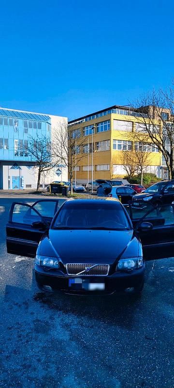 Gebraucht Volvo S80 196 PS (144 kW) 2022 Schwarz Limousine