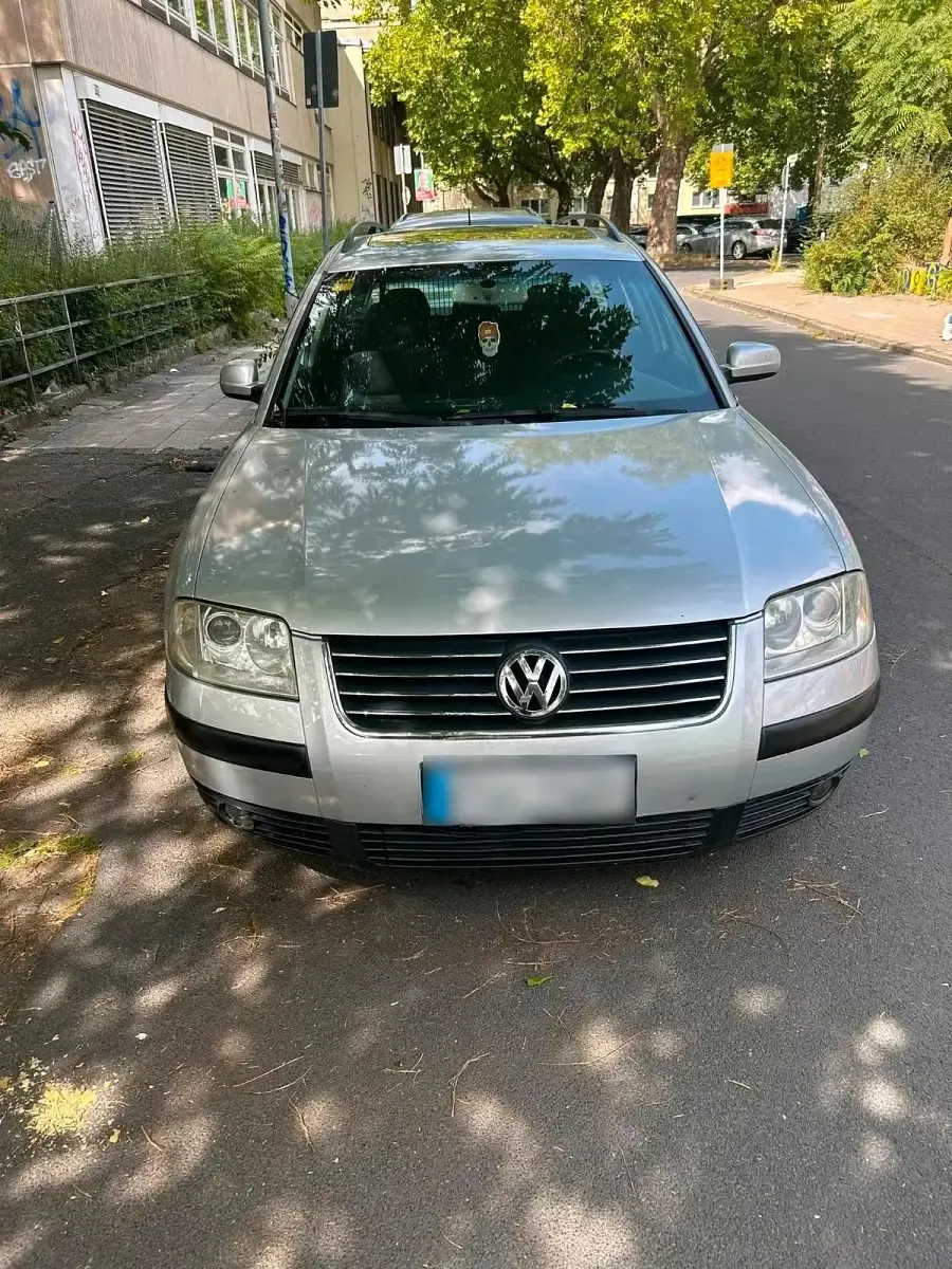 Gebraucht VW Passat Trendline 150 PS (110 kW) 2003 Silber Kombi