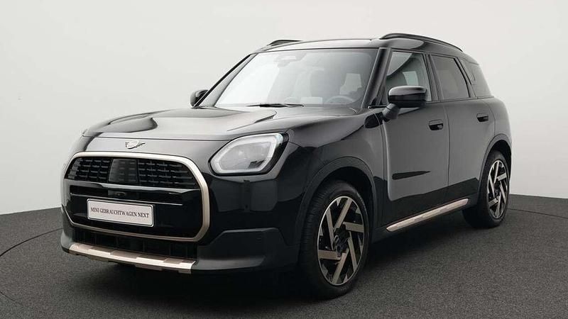 Schwarz Gebraucht 2024 Mini Countryman Favoured SUV | 37.253 € (Guter Preis) - Bild 1/4