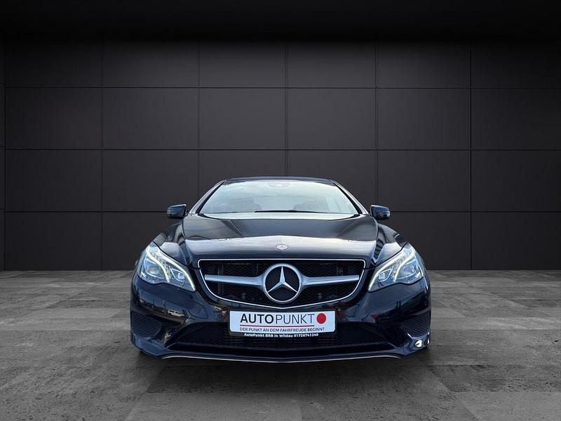 Gebraucht Mercedes E200 184 PS (135 kW) 2015 Schwarz Coupé