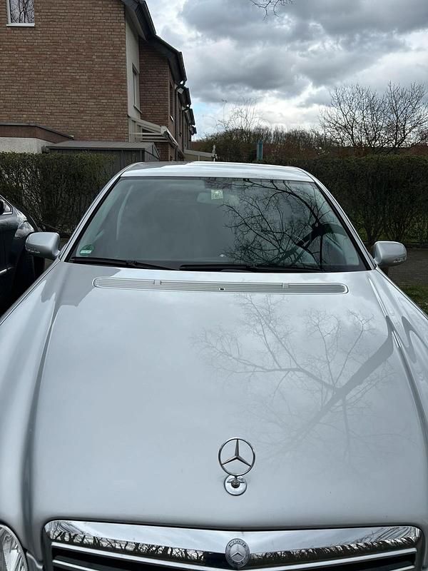 Gebraucht Mercedes 320 224 PS (164 kW) 2008 Silber Limousine