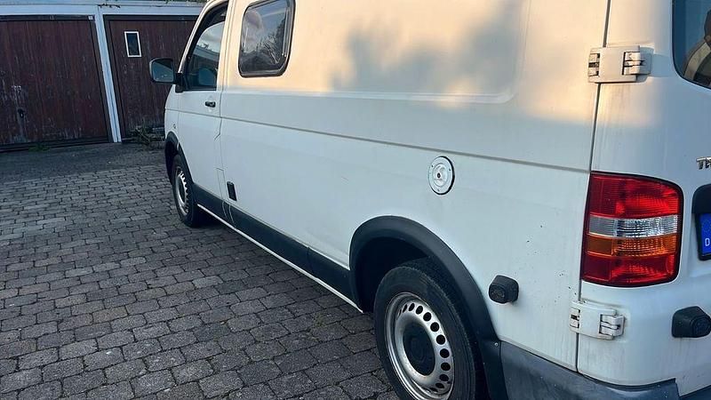 Gebraucht VW T5 102 PS (75 kW) 2008 Weiß Van
