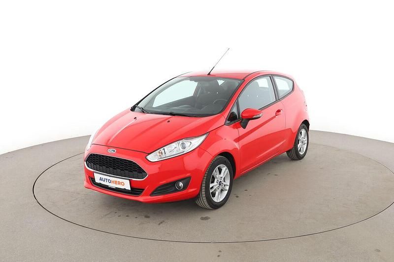 Gebraucht Ford Fiesta Celebration 101 PS (74 kW) 2017 Rot Limousine