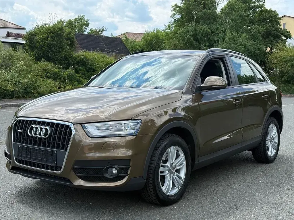 Gebraucht Audi Q3 Advanced 140 PS (102 kW) 2014 Braun SUV