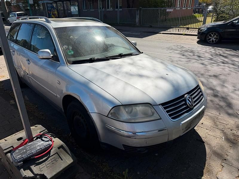 Gebraucht VW Passat 130 PS (95 kW) 2003 Silber Kombi
