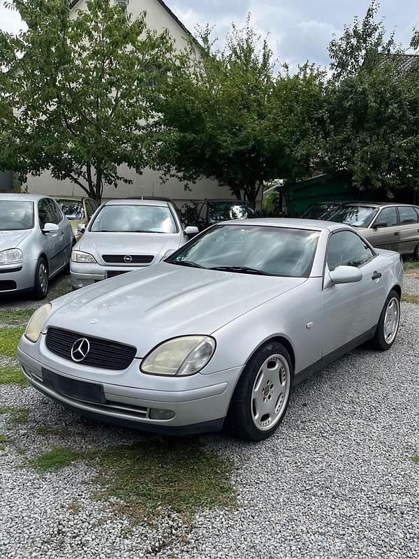 Silber Gebraucht 1998 Mercedes SLK200 Cabrio | 1.650 € (Superpreis) - Bild 1/4