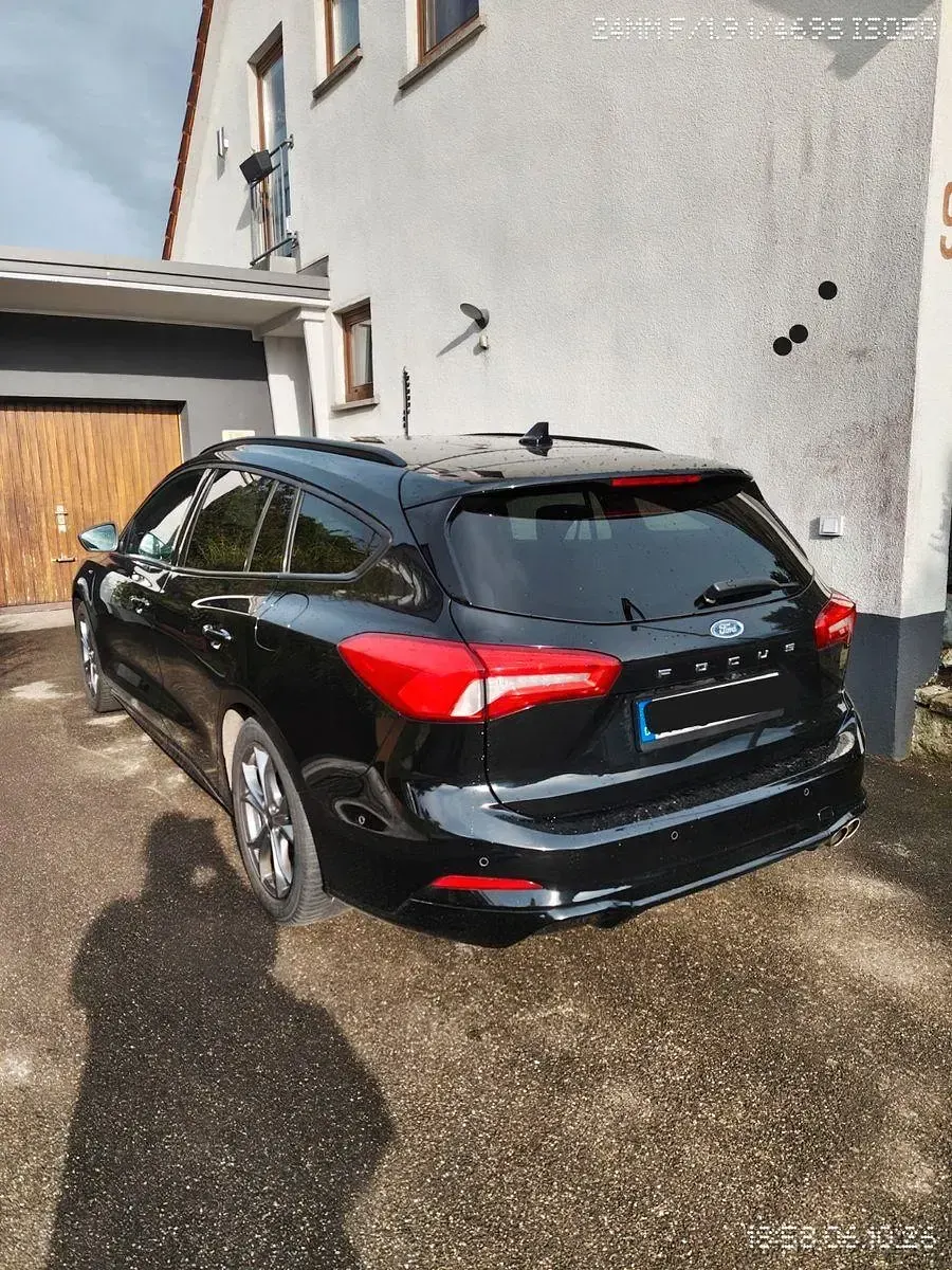 Gebraucht Ford Focus ST-Line 150 PS (110 kW) 2019 Schwarz Kombi