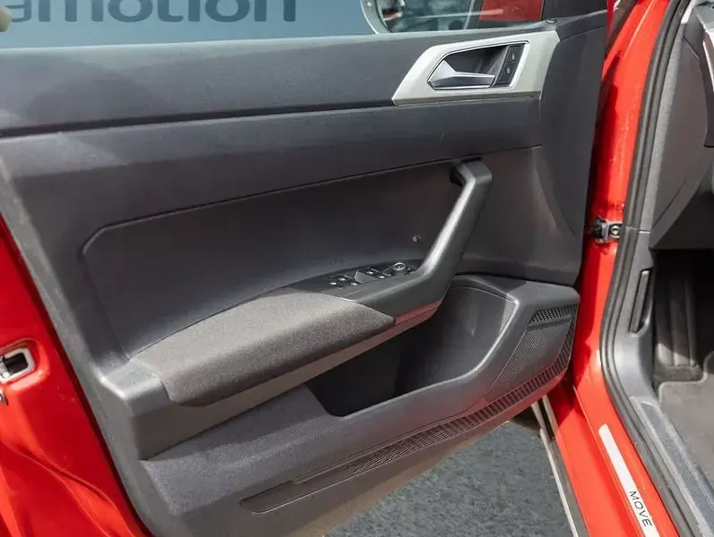 Gebraucht VW Taigo 95 PS (69 kW) 2023 Rot SUV
