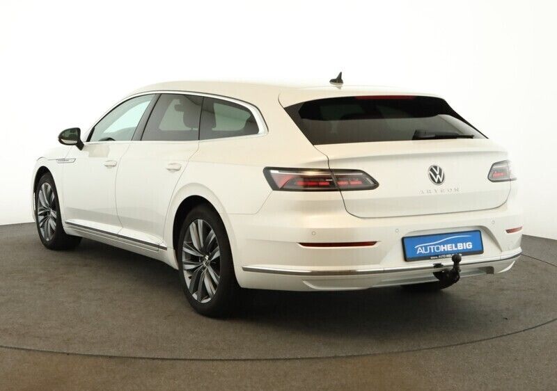Gebraucht VW Arteon Elegance 150 PS (110 kW) 2023 Oryxweiß perlmutteffekt Kombi