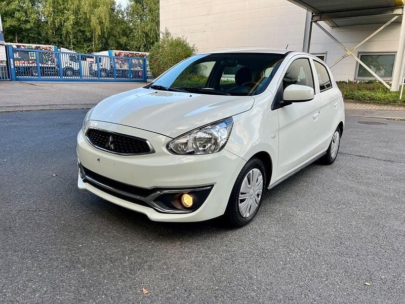 Weiß Gebraucht 2020 Mitsubishi Space Star Active Kleinwagen | 3.500 € (Superpreis) - Bild 1/4