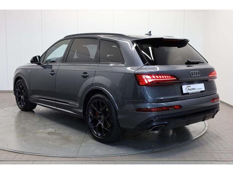Neu Audi Q7 Business 286 PS (210 kW) 2025 Daytonagrauperleffekt SUV