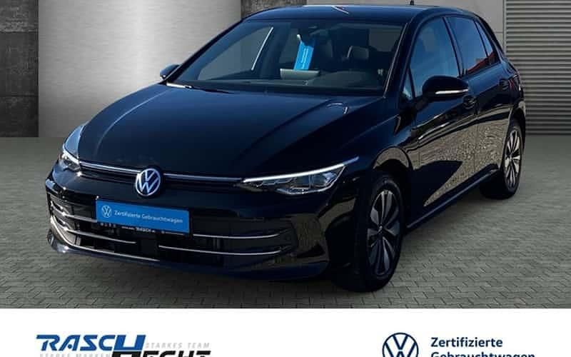Grenadillschwarz metallic Gebraucht 2025 VW Golf VIII Goal Limousine | 30.980 € (Superpreis) - Bild 1/4