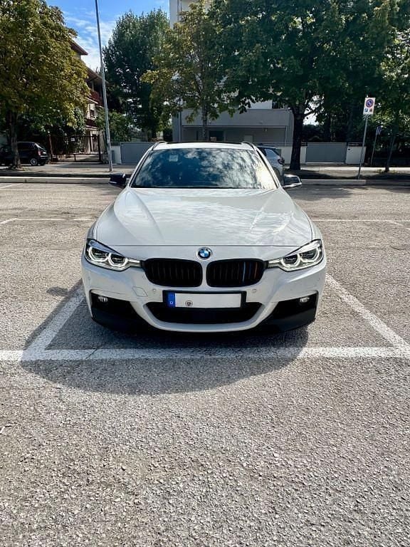 Weiß Gebraucht 2016 BMW 335 M Sport Kombi | 23.500 € (Fairer Preis) - Bild 1/4